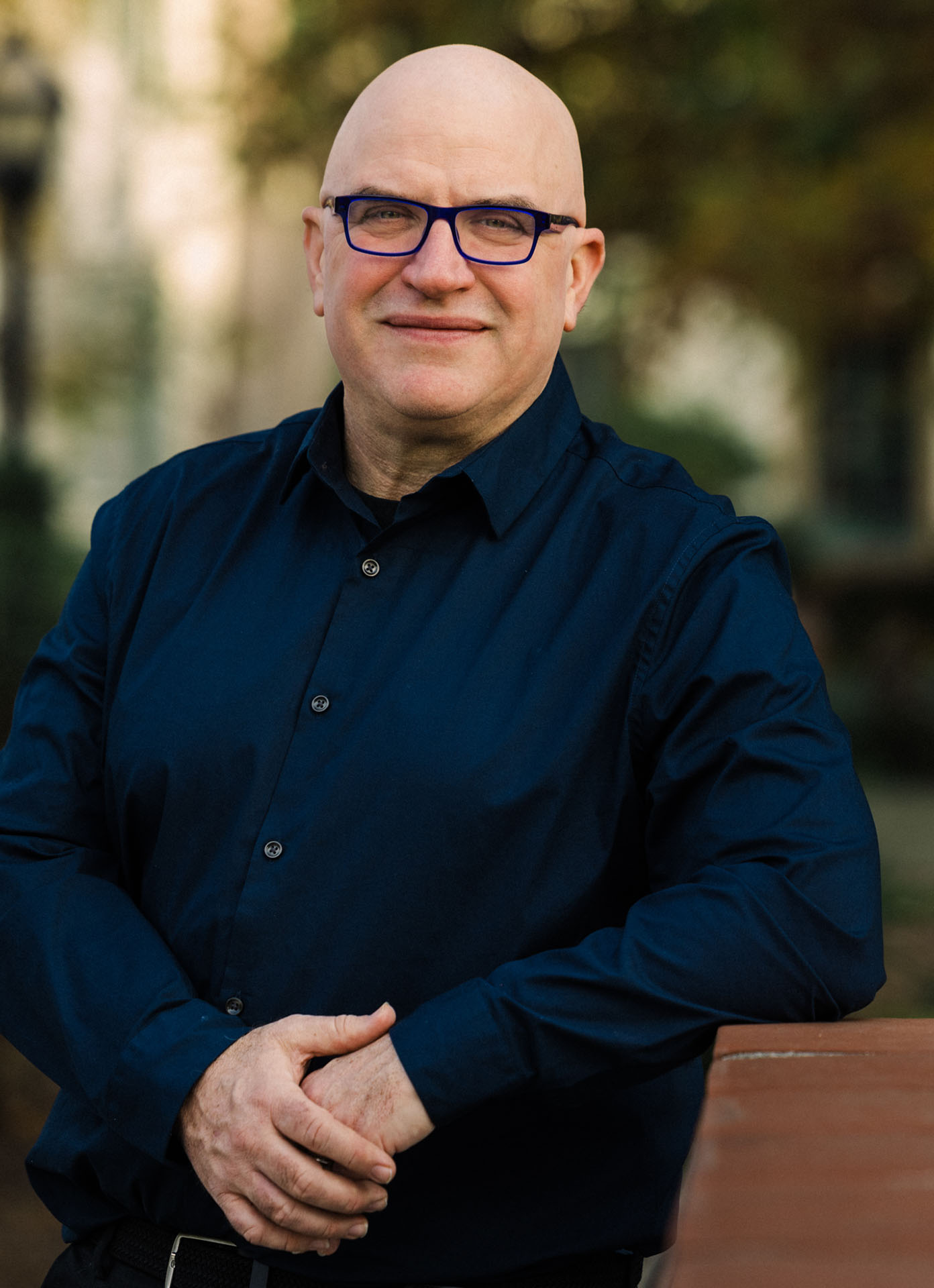Dr. Bob Connolly