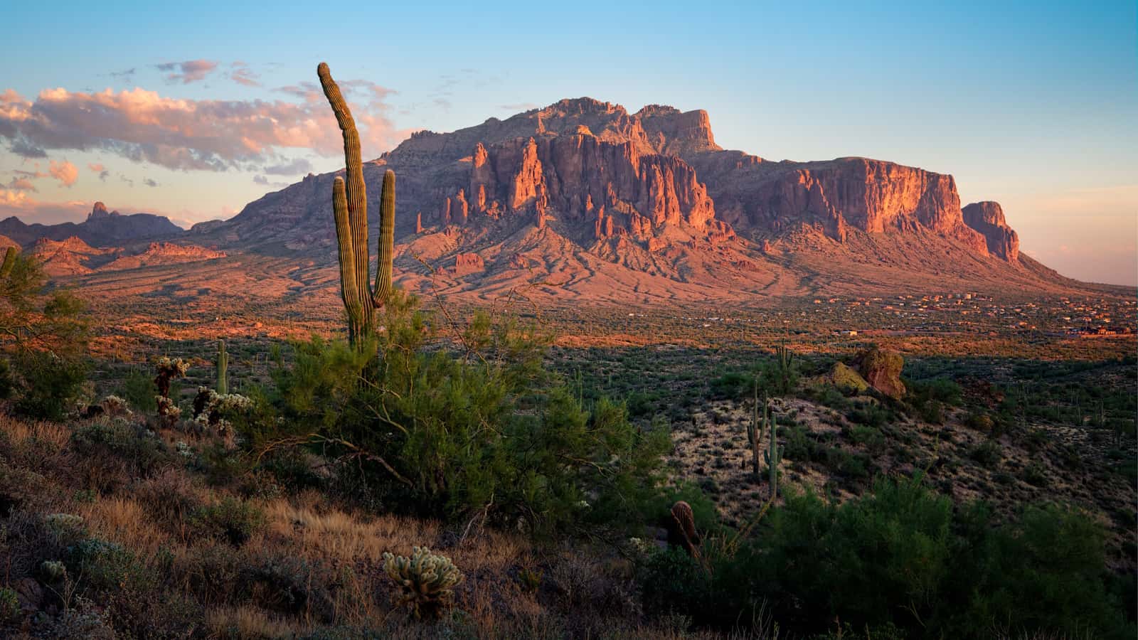 superstition mountain 2023 11 27 05 34 05 utc
